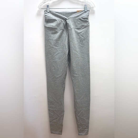 Victoria’s secret Cotton Twist Waist Leggings Size Medium - Picture 4 of 6